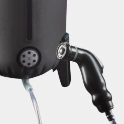 Quechua PRESSURE SOLAR CAMPING SHOWER - 10 LITRES -Outdoor Camping Store k9d89faaef4deb7f00ecf7e704cdd89b3